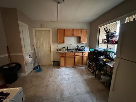 12113 Corlett Avenue Cleveland OH 44105