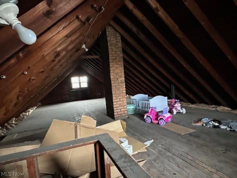 12113 Corlett Avenue Cleveland OH 44105