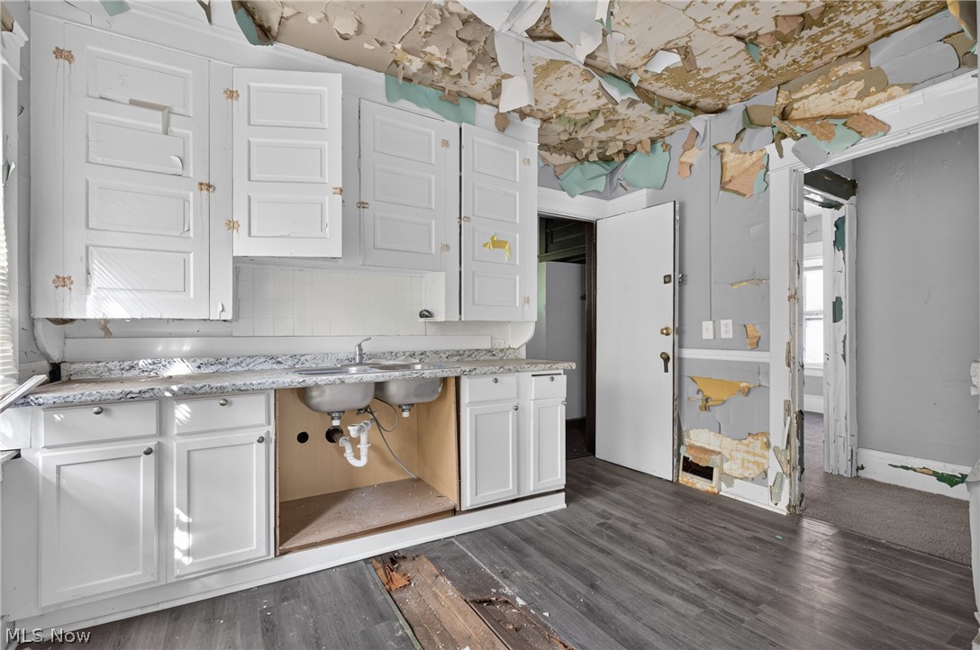 1416 E 110th Street Cleveland OH 44106