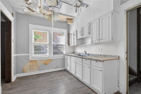 1416 E 110th Street Cleveland OH 44106