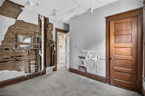 1416 E 110th Street Cleveland OH 44106