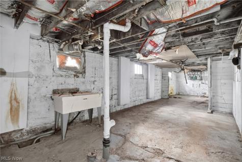 1416 E 110th Street Cleveland OH 44106