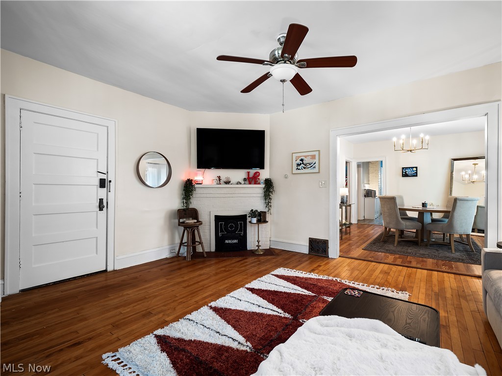 1357 Warren Road Lakewood OH 44107