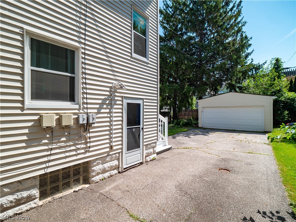 1357 Warren Road Lakewood OH 44107