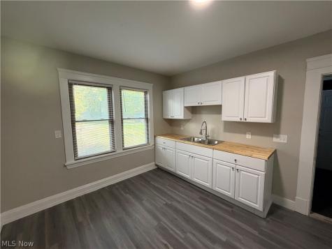 12408 Harvard Avenue Cleveland OH 44105
