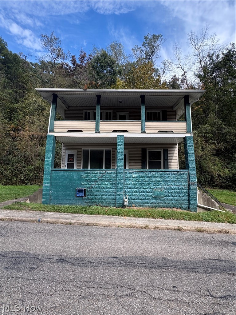 353 Mclister Avenue Mingo Junction OH 43938
