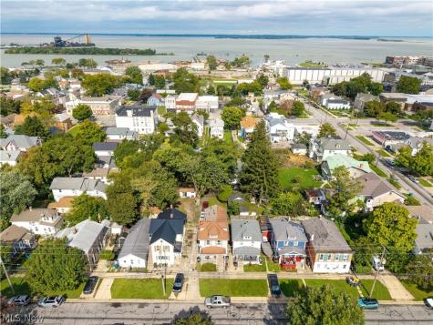 919 W Adams Street Sandusky OH 44870