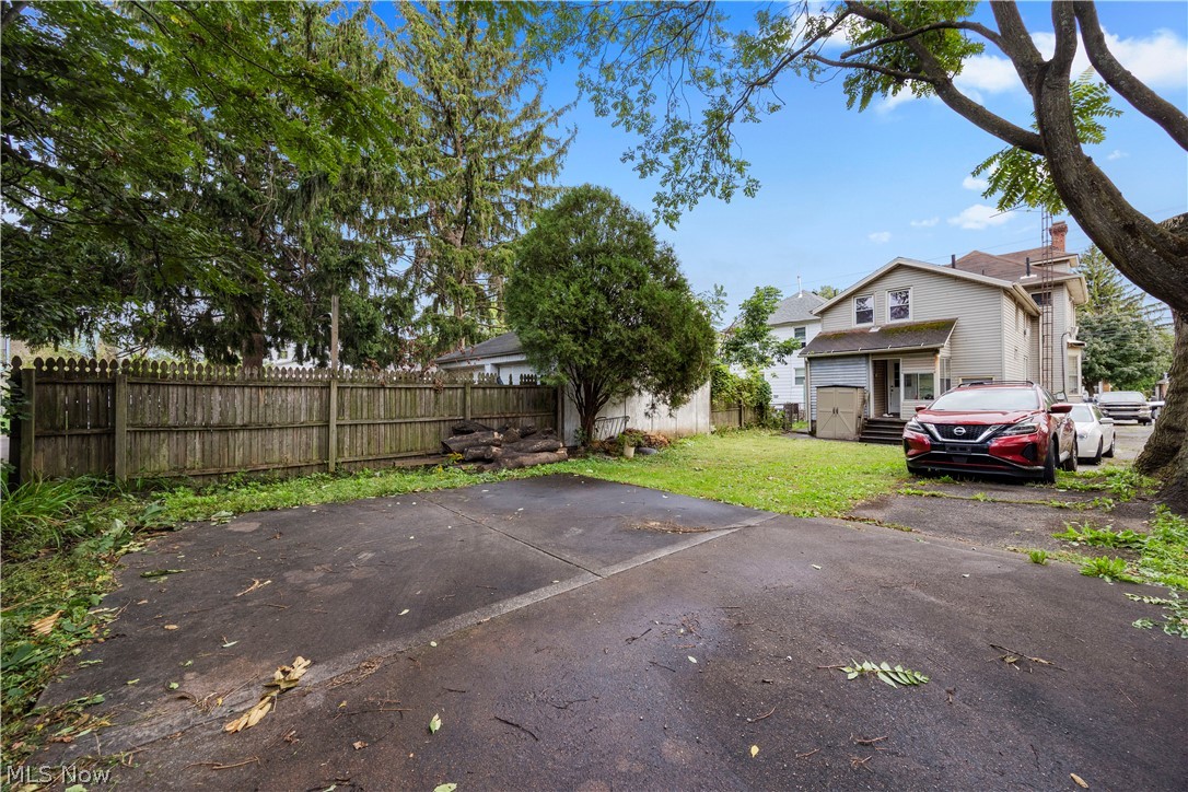 919 W Adams Street Sandusky OH 44870