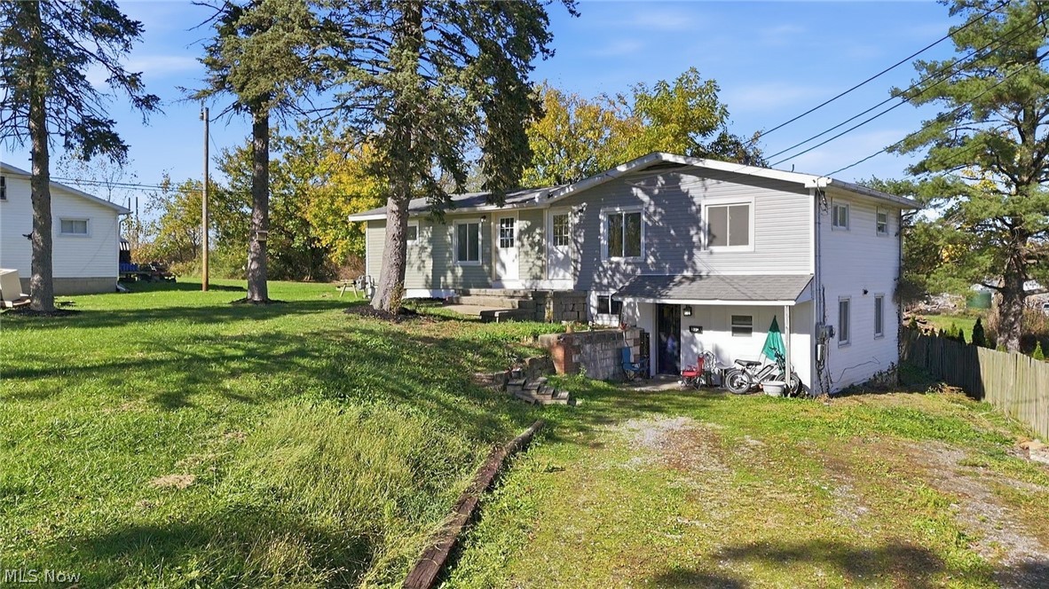 52 W Washburn Street New London OH 44851