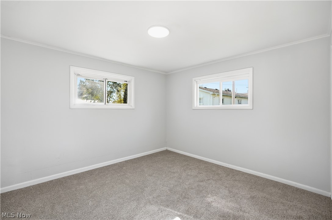 52 W Washburn Street New London OH 44851