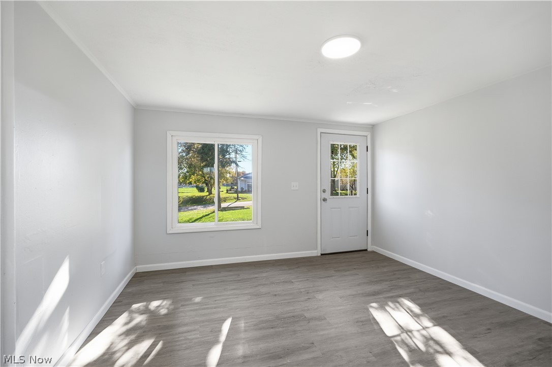 52 W Washburn Street New London OH 44851