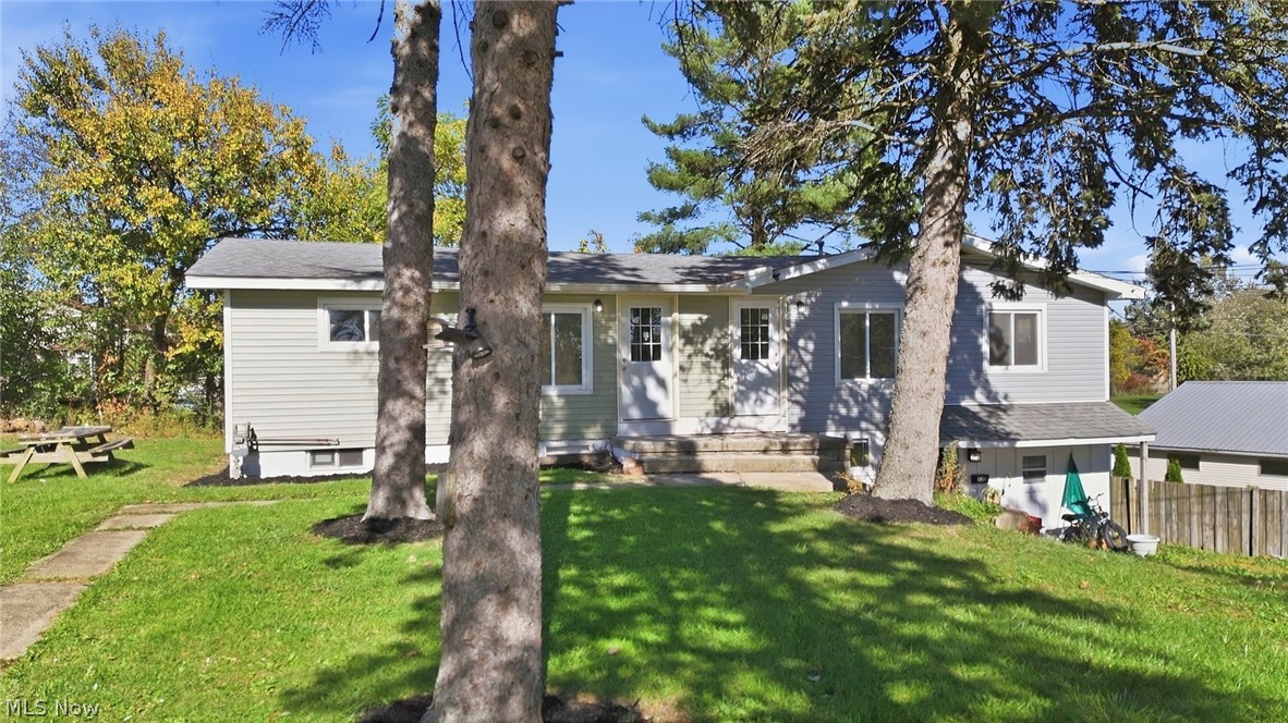 52 W Washburn Street New London OH 44851