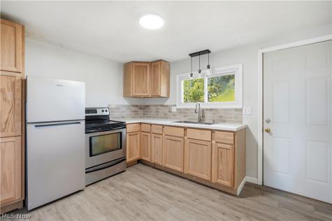 52 W Washburn Street New London OH 44851