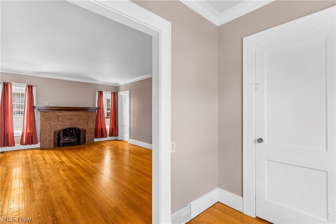 162-164 Belvedere Avenue SE Warren OH 44483