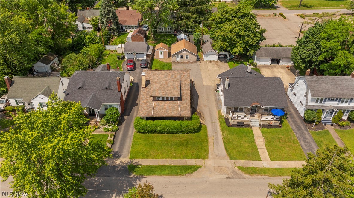 162-164 Belvedere Avenue SE Warren OH 44483