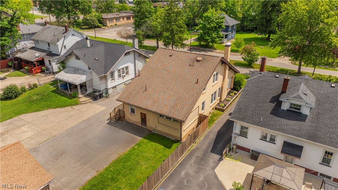 162-164 Belvedere Avenue SE Warren OH 44483