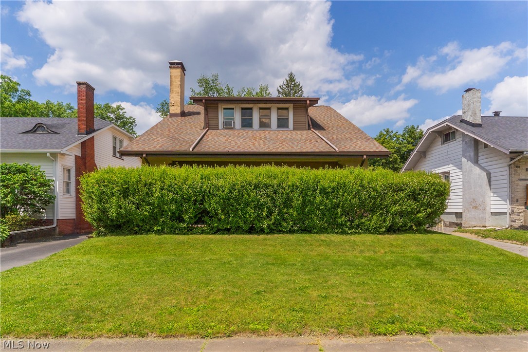 162-164 Belvedere Avenue SE Warren OH 44483