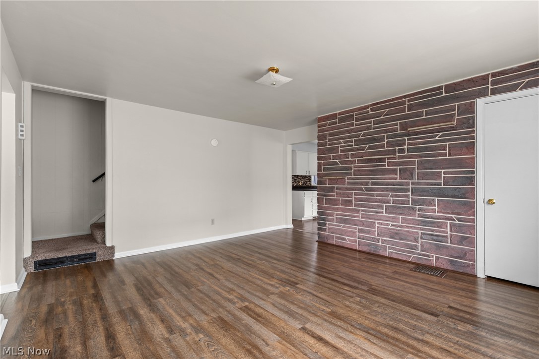 523 Washington Street Martins Ferry OH 43935