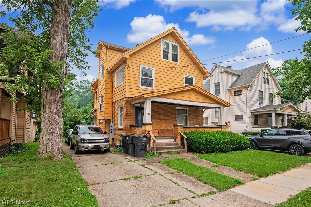416 Laird Avenue SE Warren OH 44483