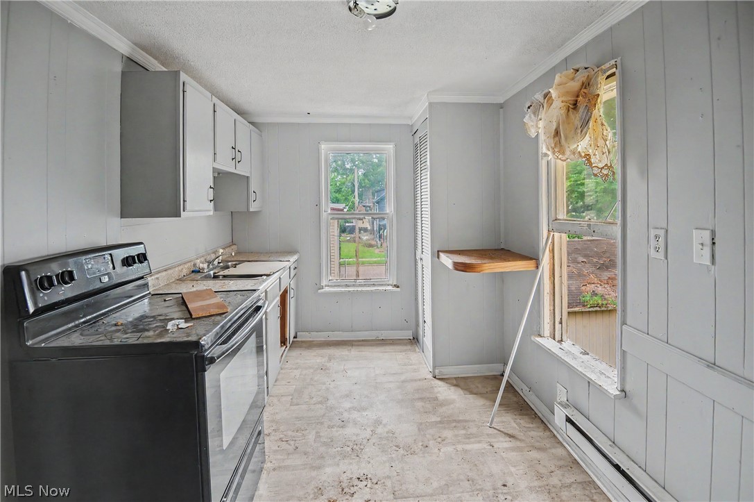 416 Laird Avenue SE Warren OH 44483