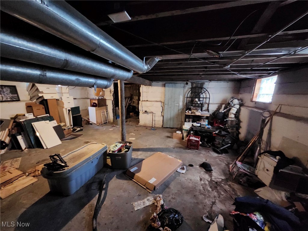 11010 Dove Avenue Cleveland OH 44105