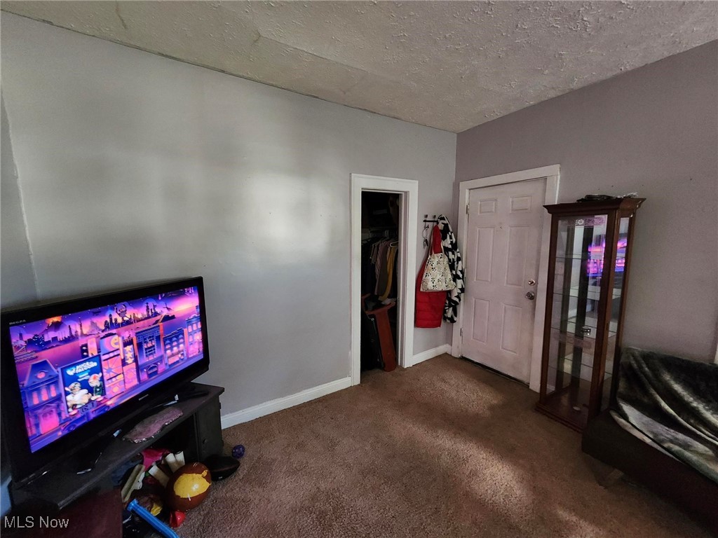 11010 Dove Avenue Cleveland OH 44105