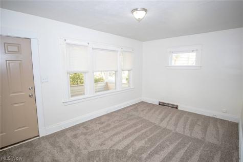 15312 Holmes Avenue Cleveland OH 44110