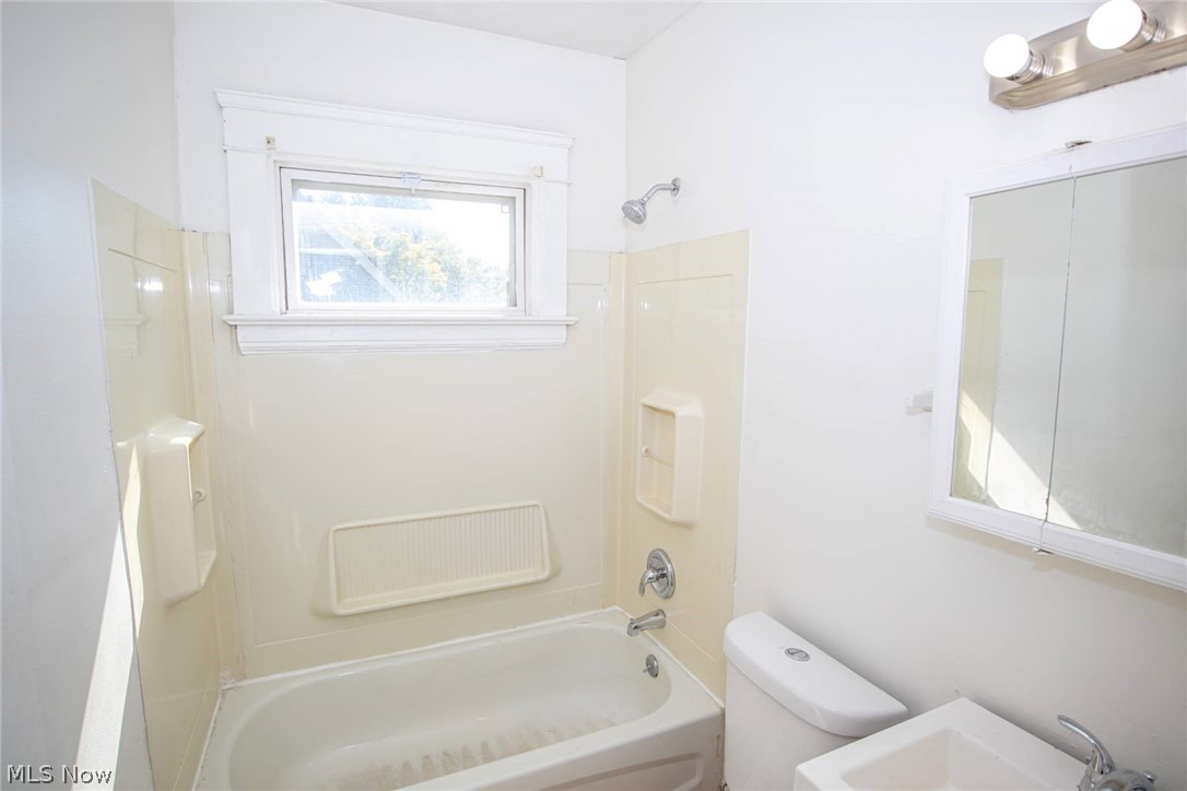 15312 Holmes Avenue Cleveland OH 44110