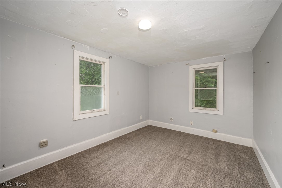 324 Eastland Avenue Akron OH 44305