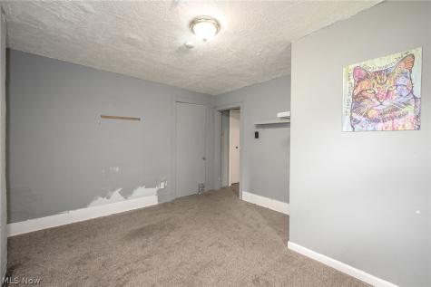 324 Eastland Avenue Akron OH 44305