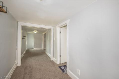 324 Eastland Avenue Akron OH 44305