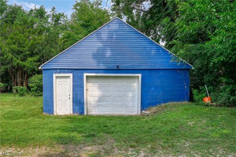 324 Eastland Avenue Akron OH 44305