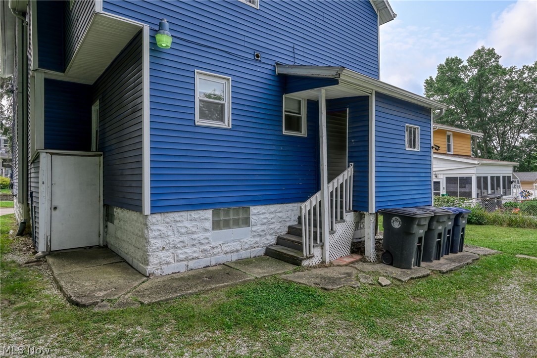 324 Eastland Avenue Akron OH 44305