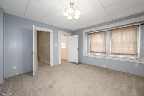 324 Eastland Avenue Akron OH 44305
