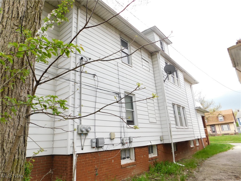 3263 Desota Avenue Cleveland Heights OH 44118