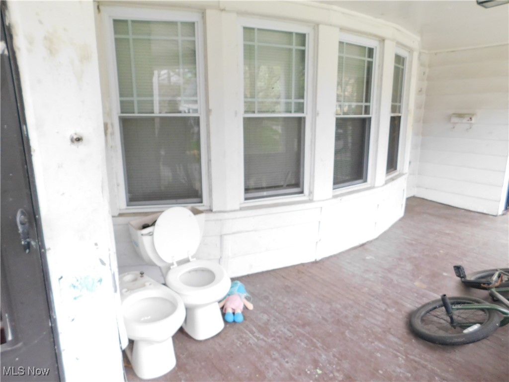 3263 Desota Avenue Cleveland Heights OH 44118