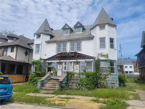 Lakefront Avenue East Cleveland OH 44112