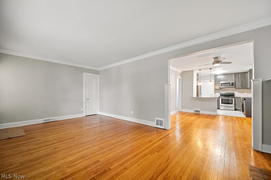 15611 Delaware Avenue Lakewood OH 44107