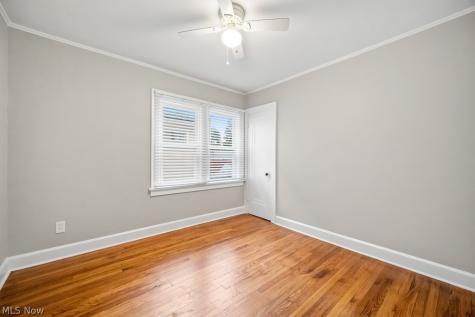 15611 Delaware Avenue Lakewood OH 44107