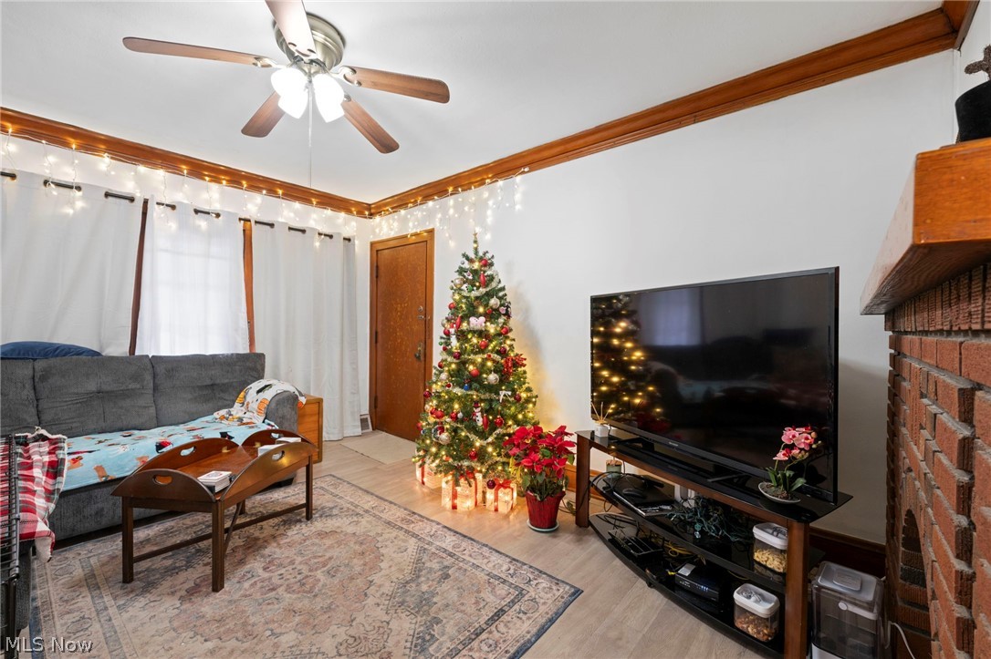 4764 Pearl Road Cleveland OH 44109