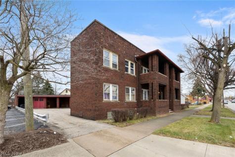4764 Pearl Road Cleveland OH 44109