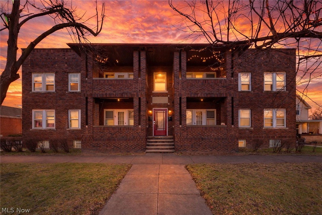 4764 Pearl Road Cleveland OH 44109