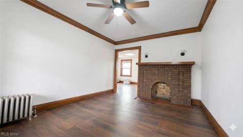 4764 Pearl Road Cleveland OH 44109