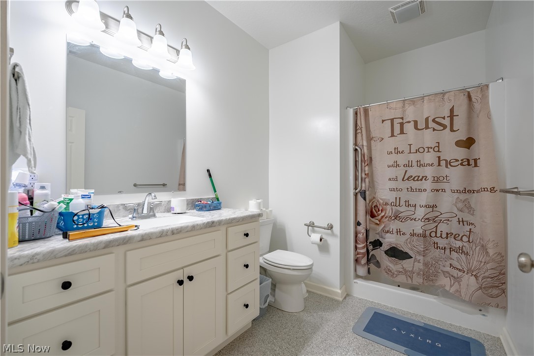 219 5th Street SW Brewster OH 44613