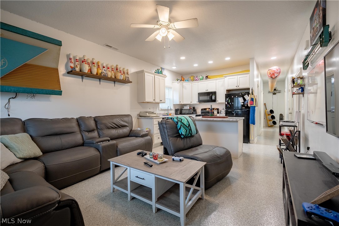 219 5th Street SW Brewster OH 44613