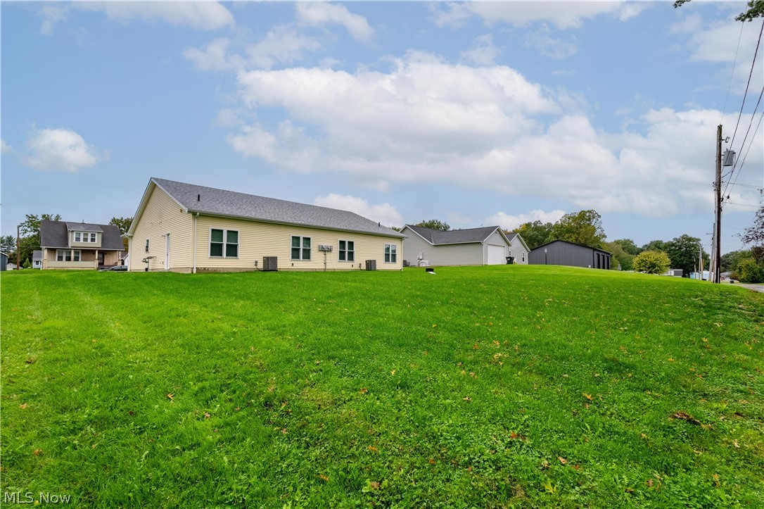 219 5th Street SW Brewster OH 44613