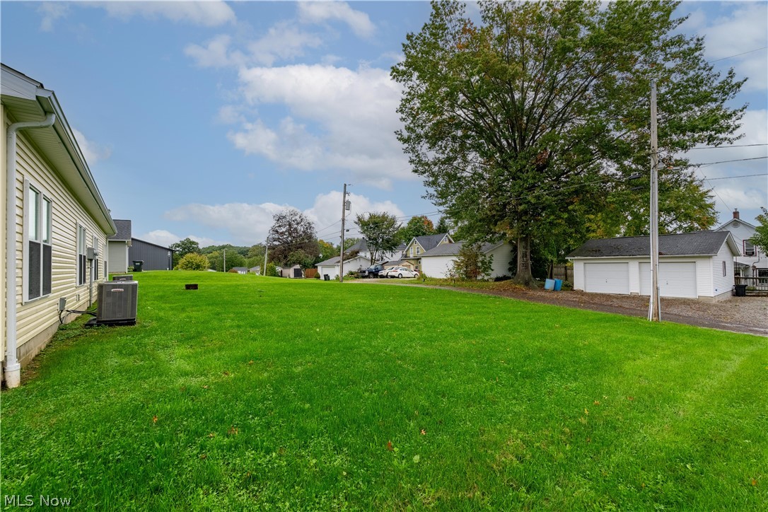 219 5th Street SW Brewster OH 44613