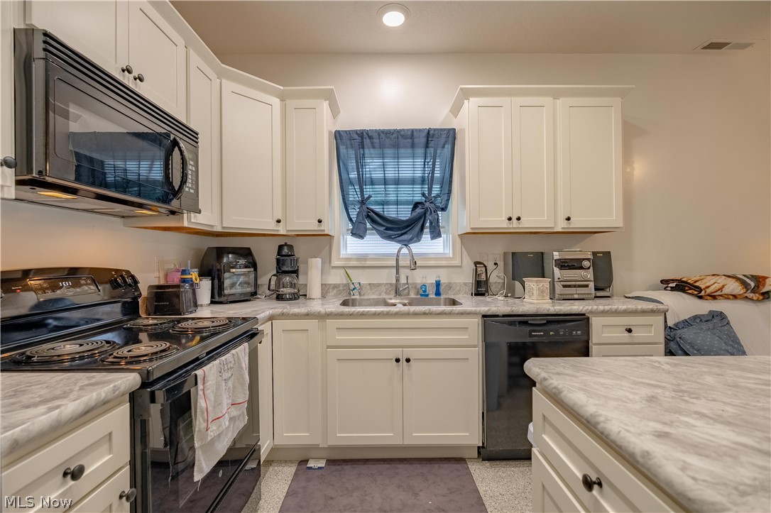 219 5th Street SW Brewster OH 44613