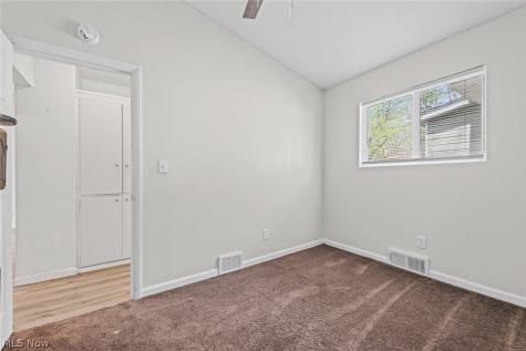 1208-1210 Bellows Street Akron OH 44301
