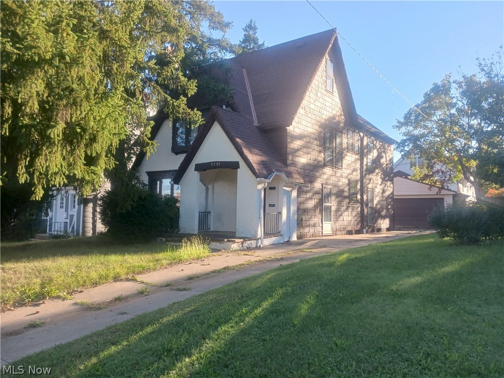 3525 Avalon Road Shaker Heights OH 44120